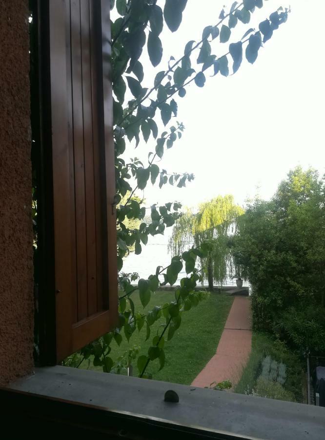 Holiday House Camillina Salò Εξωτερικό φωτογραφία